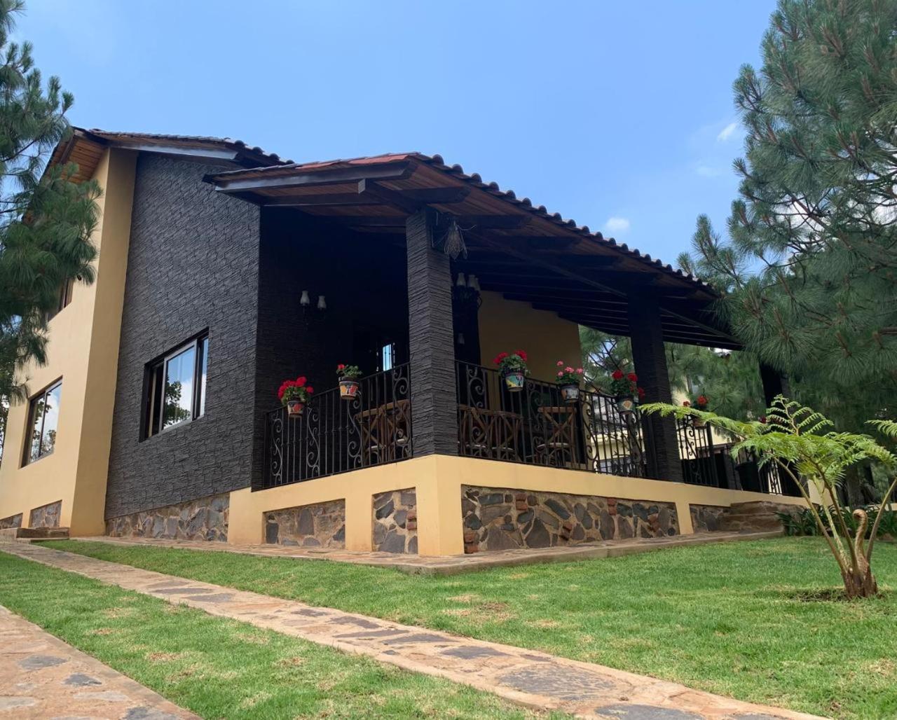 Cabana No.4 Puerta Del Bosque Mazamitla. المظهر الخارجي الصورة